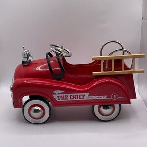 Teleflora Fire Truck "The Chief" Floral Arrangement Holder Toy